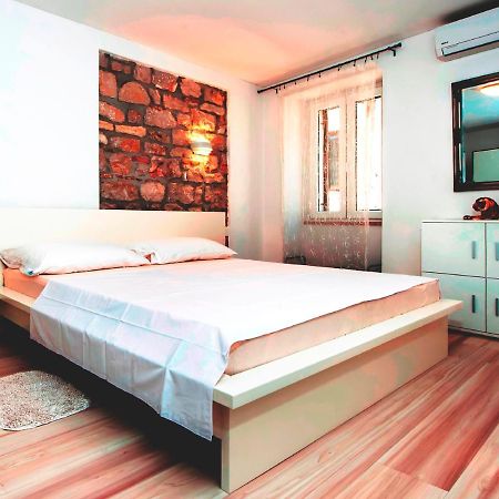 Augusta Apartment Rovinj Buitenkant foto