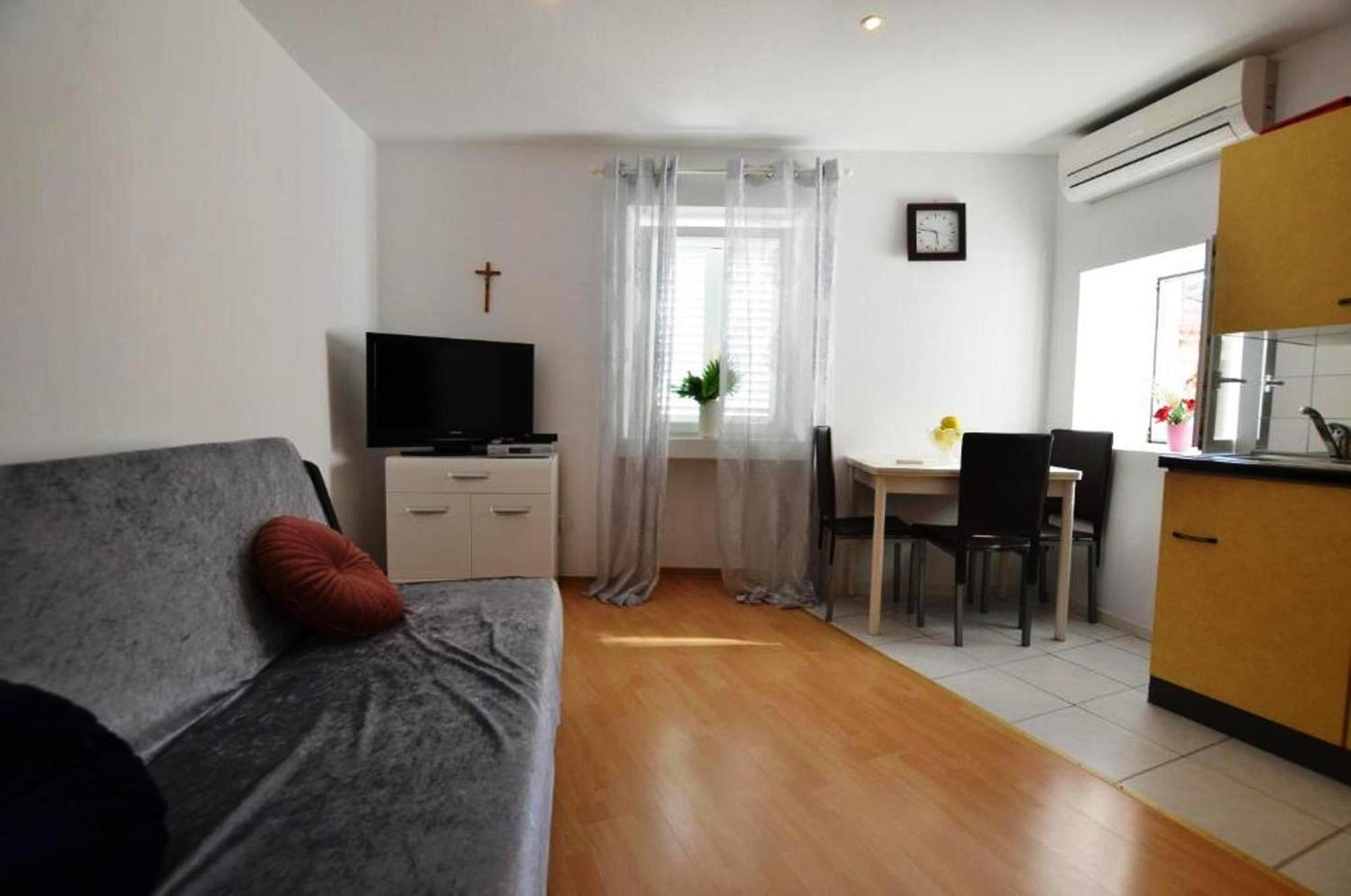 Augusta Apartment Rovinj Buitenkant foto