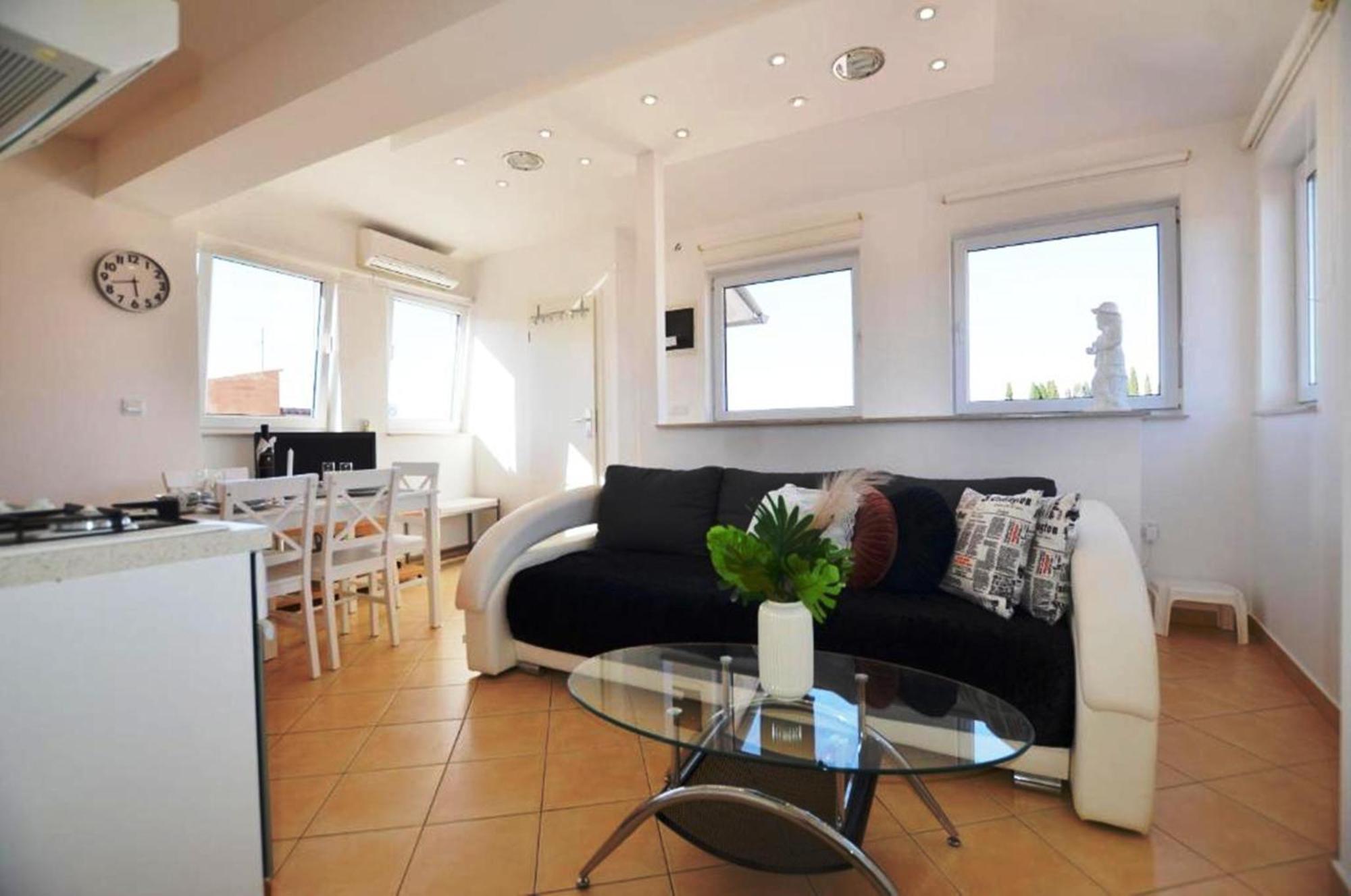 Augusta Apartment Rovinj Buitenkant foto