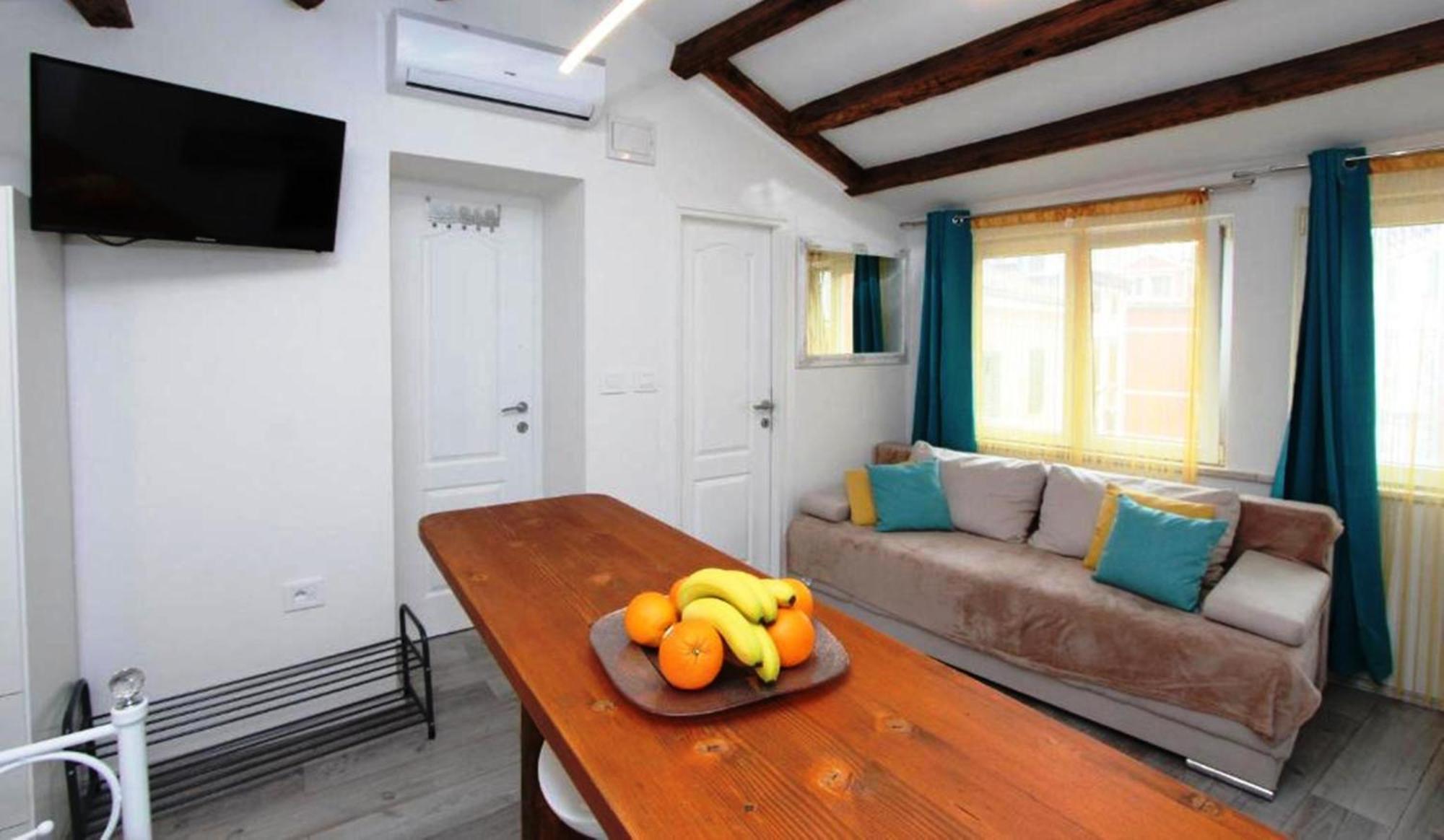 Augusta Apartment Rovinj Buitenkant foto
